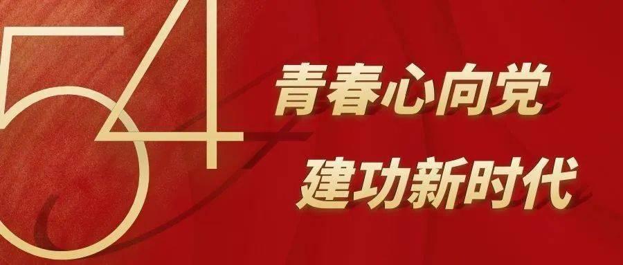 夫妻街边卖特色小吃烤冷面,仅靠独家秘方,顾客天天排长队!
